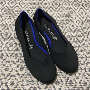 Rothy’s Black Solid Flats